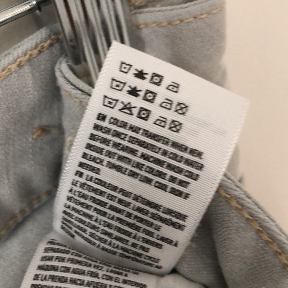 American Eagle Light Grey distressed Jeans Size 6 Super Stretch - Picture 7 of 11